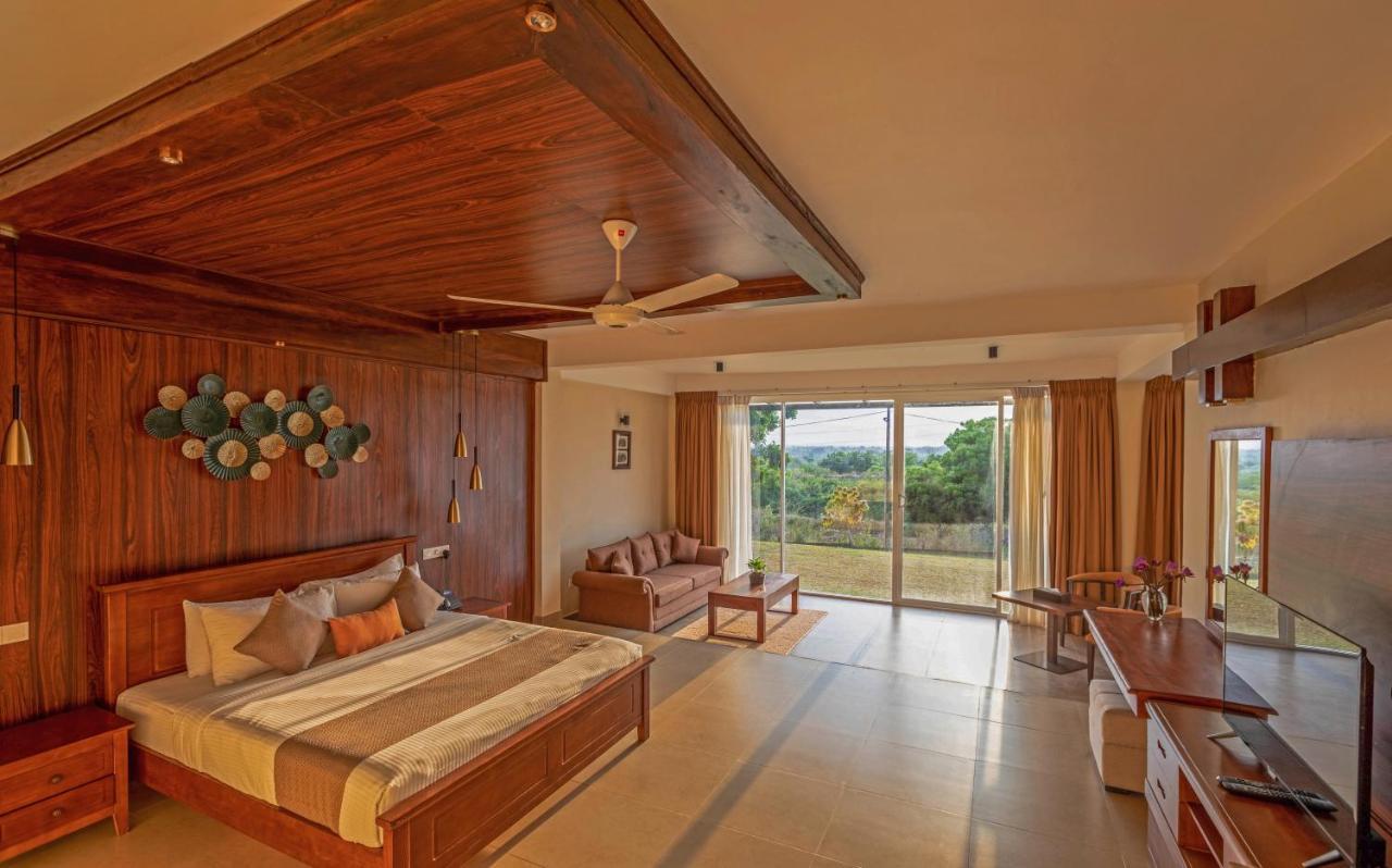 Birds Resort ฮัมบานโตตา ภายนอก รูปภาพ